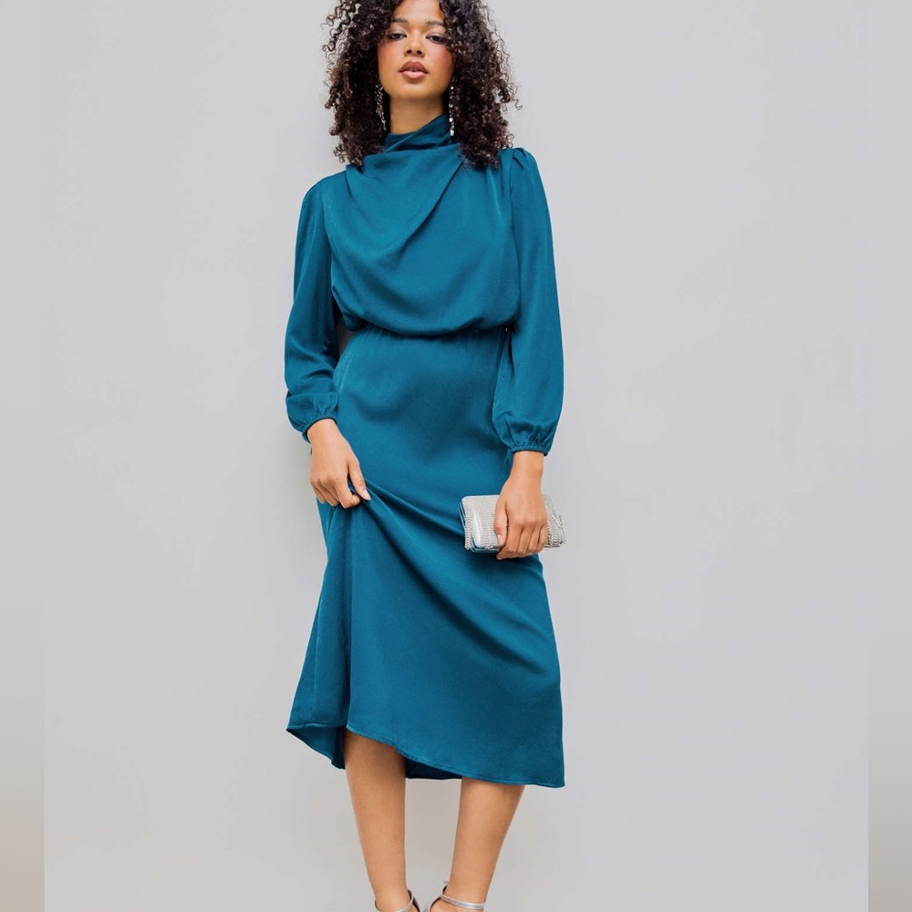 Cowl Neck Solid Ruched Midi Dress